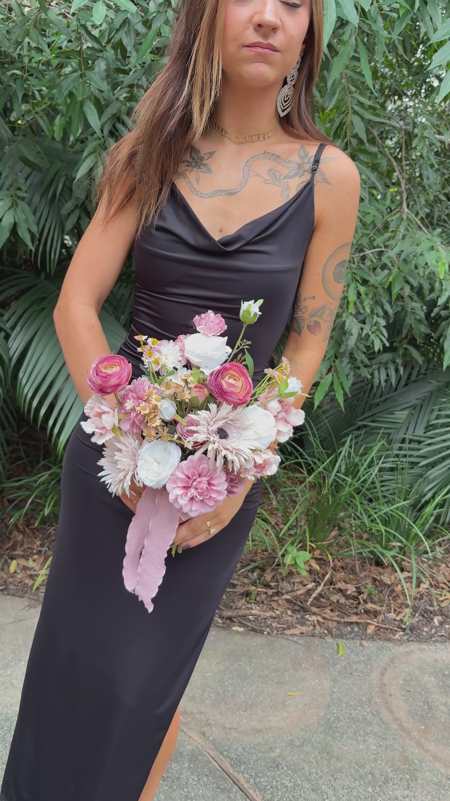 ROSE VEIL.